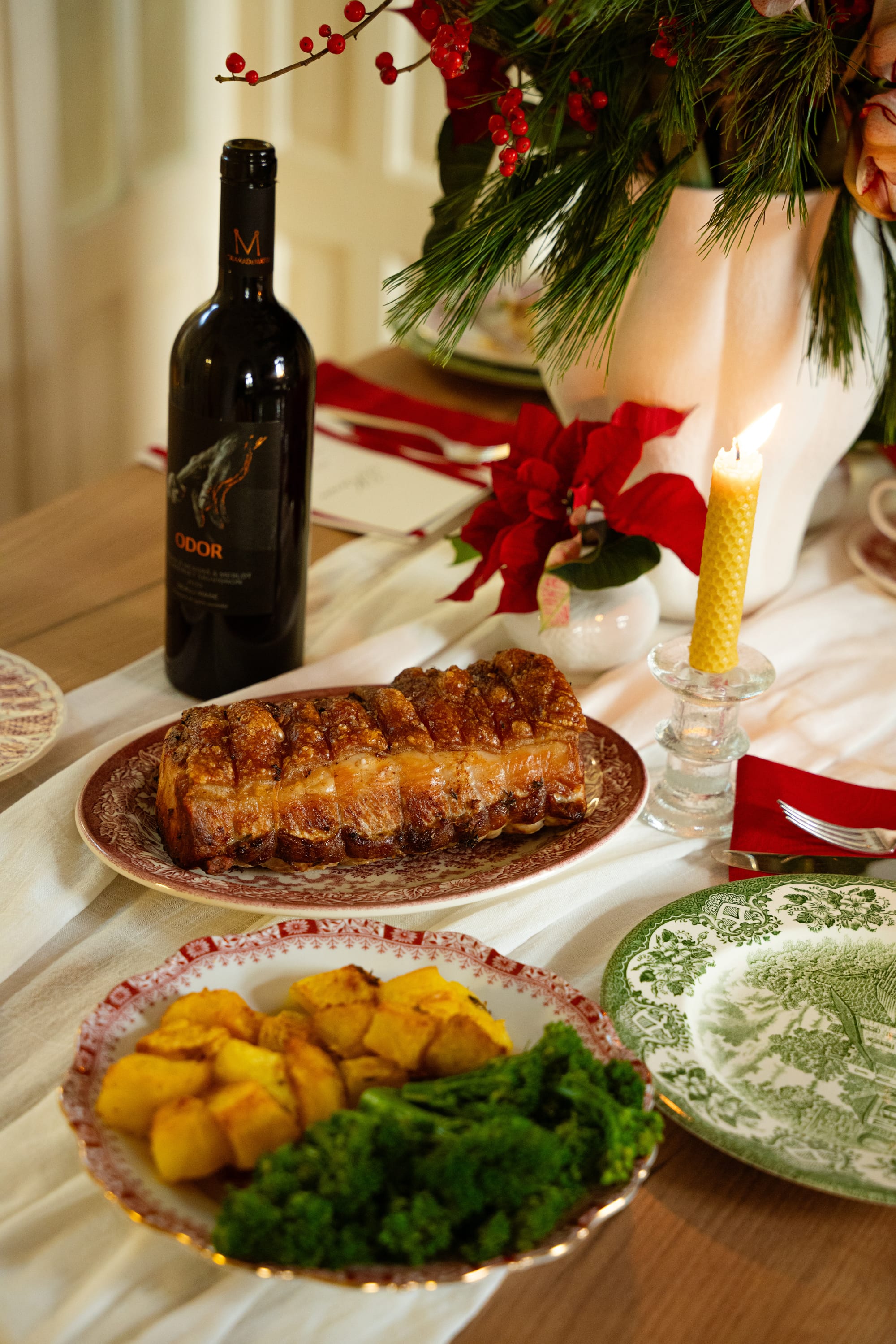 Christmas Bliss: Gathering 'Round the Family Table