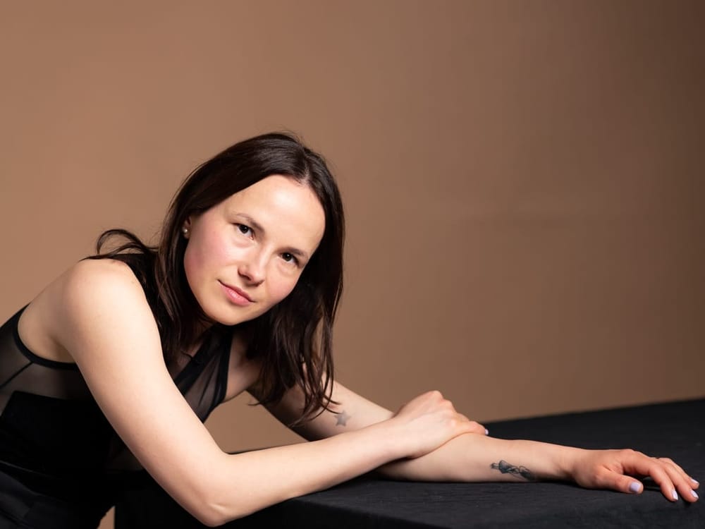 MUJERES ESPAÑOLAS post feature image